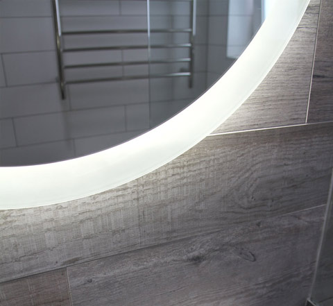 Close up of a Reverb Round LED Mirror
