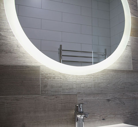 Reverb Round LED Mirror