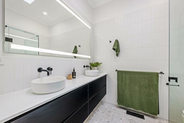 Photo and latest review by Lachlan S. 
“Warwick and his team were amazing. Communication was prompt and they spelled out the process really well for us. Mirror packing was top notch and arrived well in time for install by our trades. The finished product looks stunning in our ensuite and we could t be happier with the result! Thanks Clearlight Designs team.” 
Thanks Lachlan 😊 We are glad to be apart of your new ensuite!